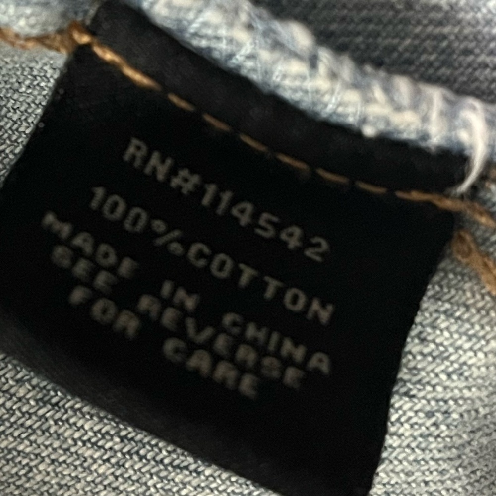 Jou Jou Women's Distressed Blue Denim Jacket size XL - Picture 10 of 10